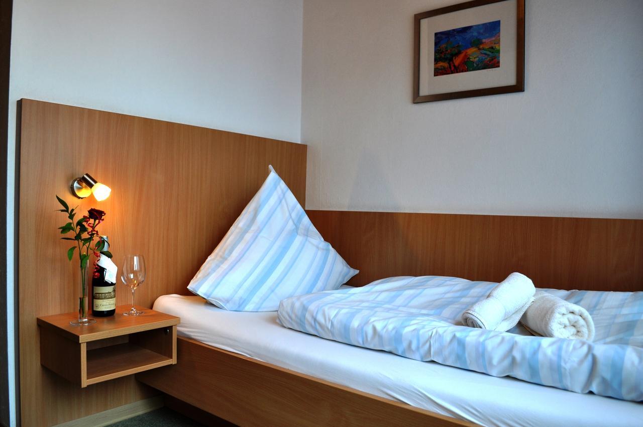 Hotel Meyerhoff Ostrhauderfehn Extérieur photo
