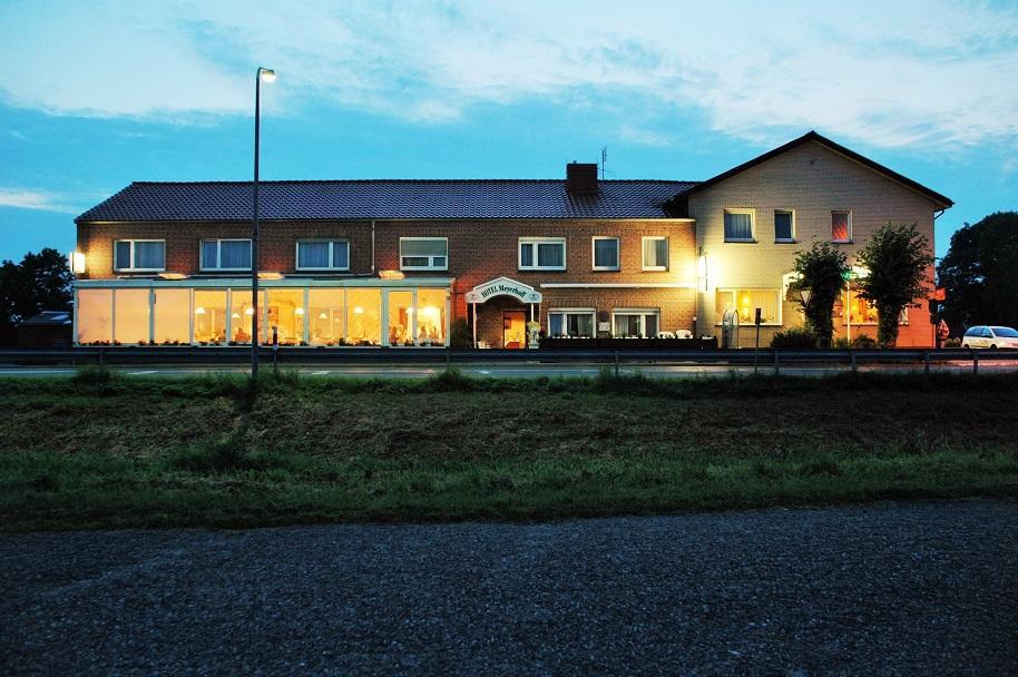 Hotel Meyerhoff Ostrhauderfehn Extérieur photo
