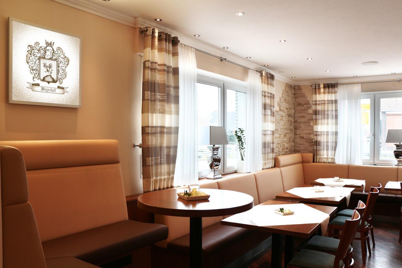 Hotel Meyerhoff Ostrhauderfehn Extérieur photo